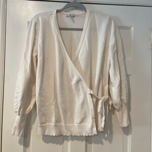 Isaac Mizrahi Live! White Wrap Sweater | L | Tie Waist